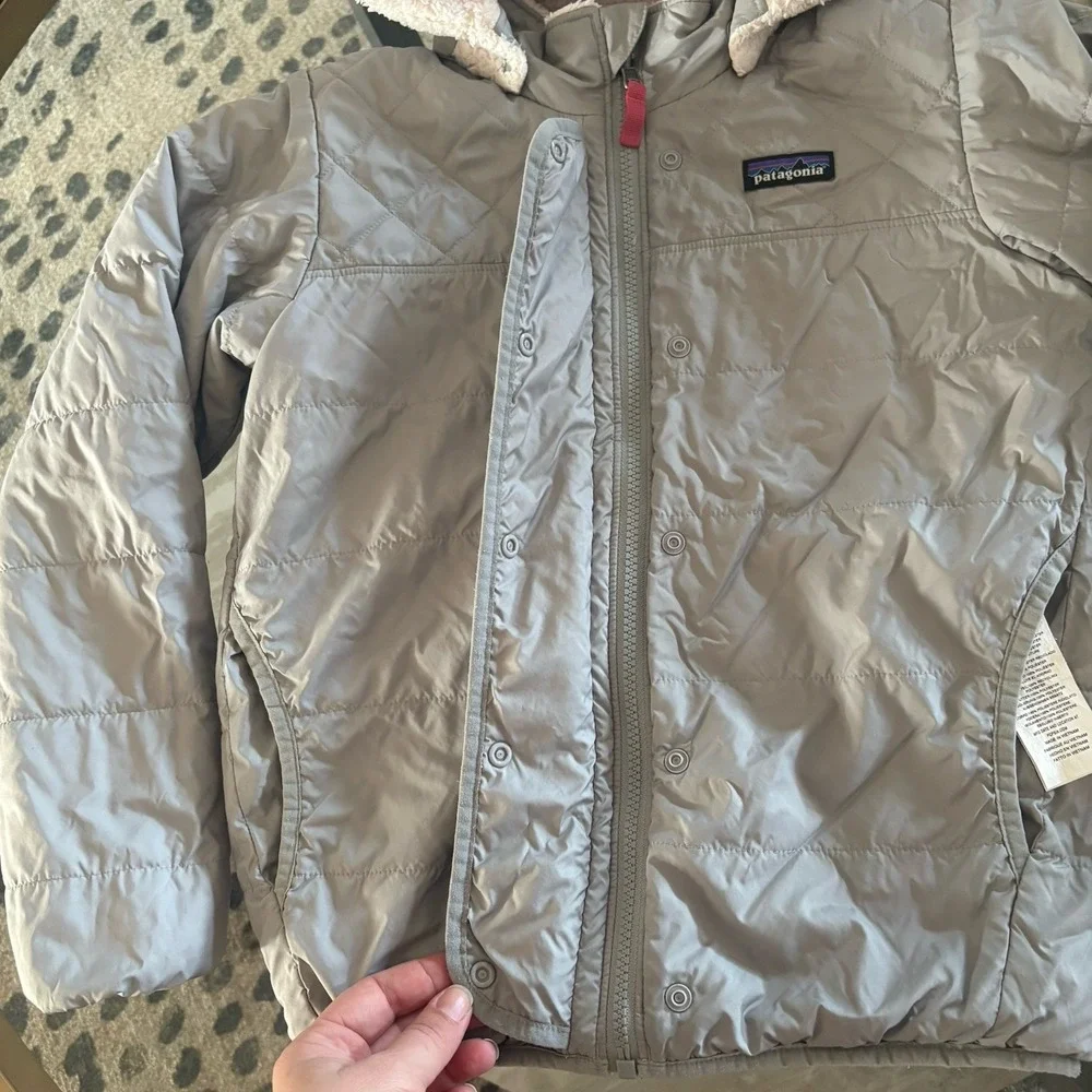 Patagonia Ready Freddy 2in1 Reversible Hooded Gray‎ Cream Fleece Jacket SzS